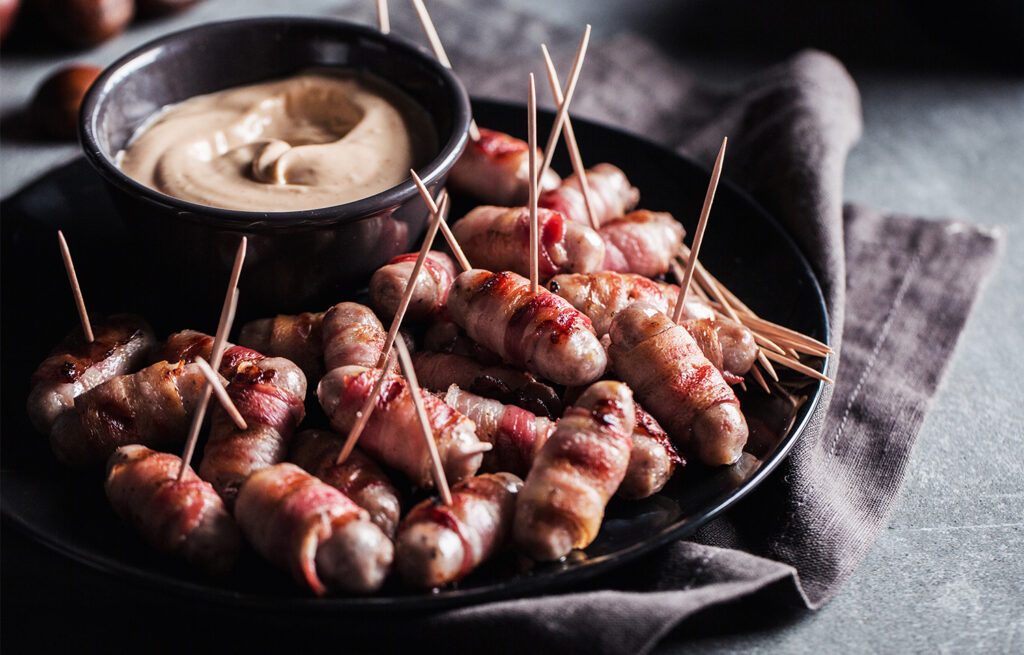 Mini pigs in blankets
