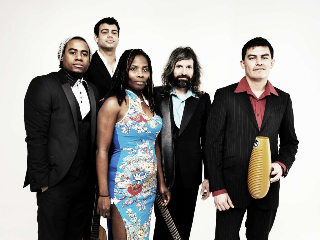 Son Guarachando salsa band